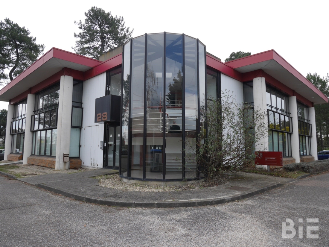 Photo 2 – Location bureaux	MERIGNAC (33700)