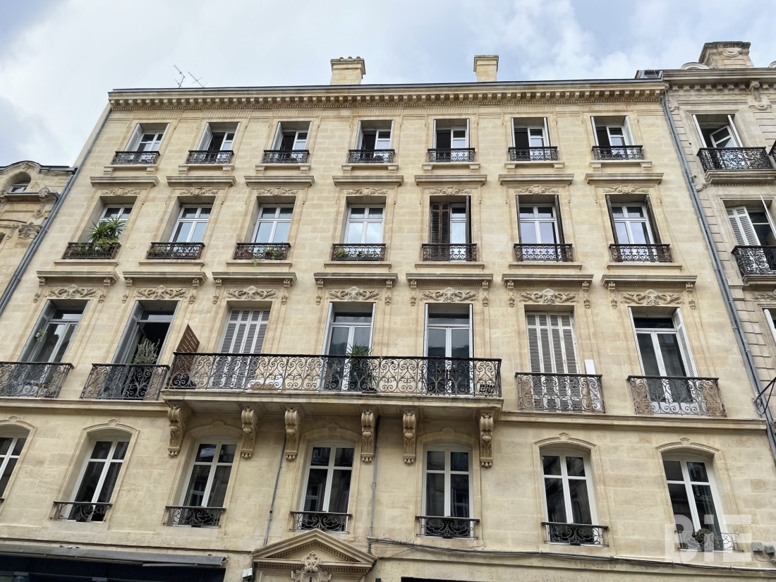 Photo 1 – Location bureaux	BORDEAUX (33000)