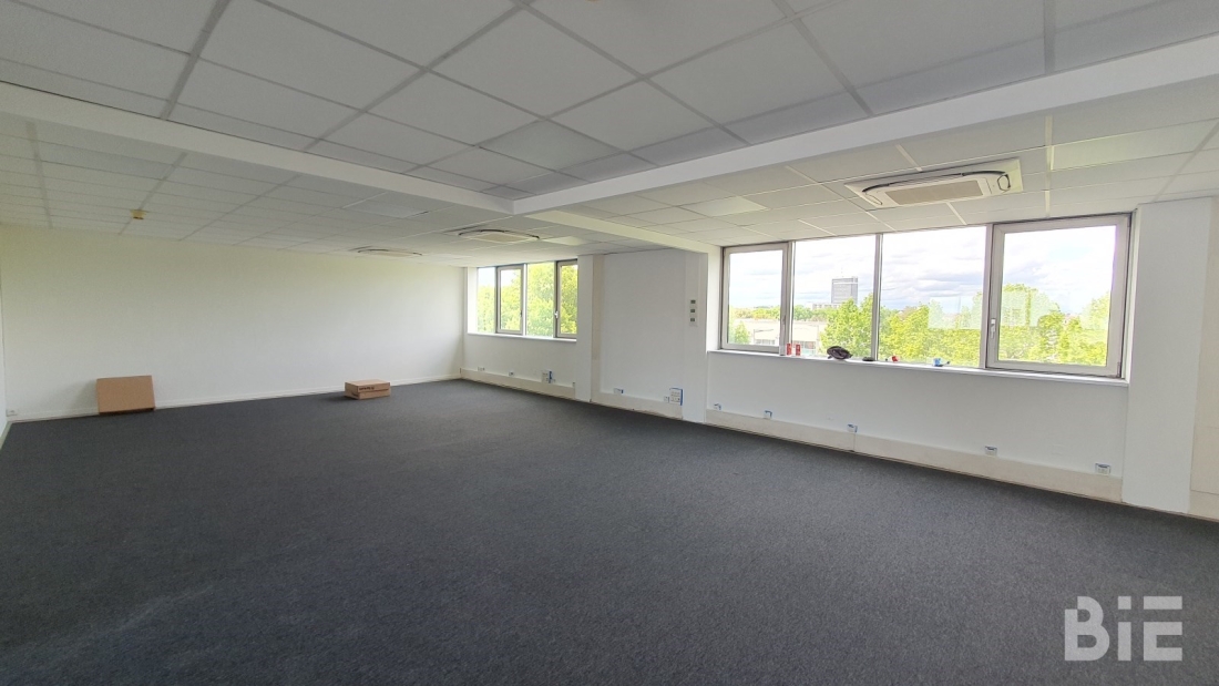 Photo 3 – Location bureaux	BORDEAUX (33000)