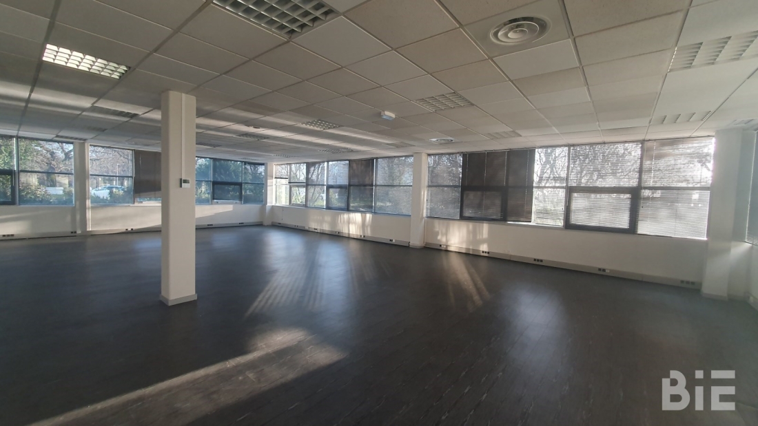 Photo 2 – Location bureaux	MERIGNAC (33700)