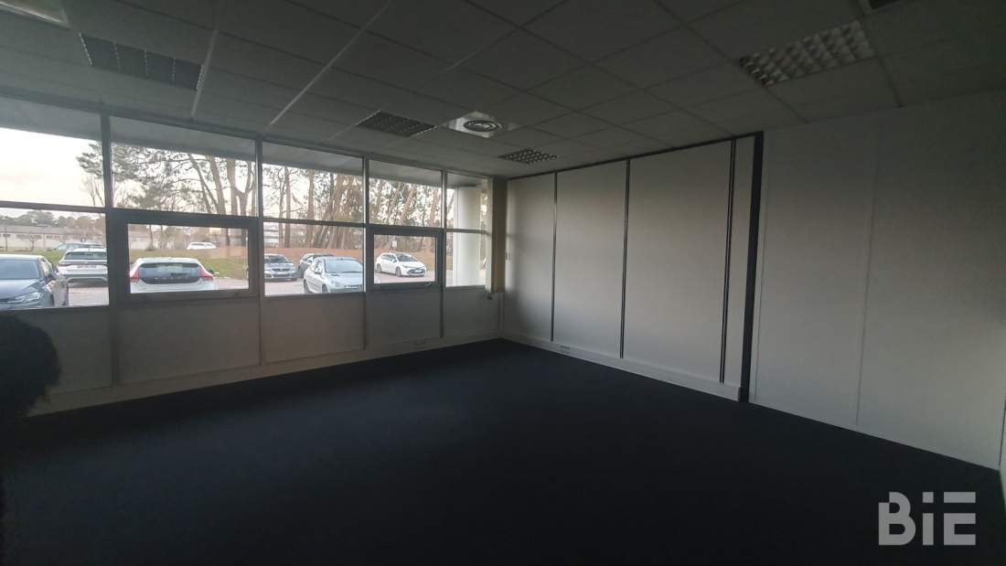 Photo 3 – Location bureaux	MERIGNAC (33700)