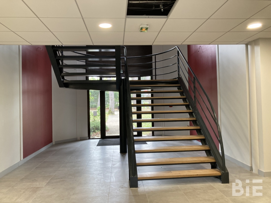 Photo 2 – Location bureaux	MERIGNAC (33700)