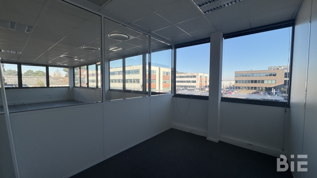 Photo 3 – Location bureaux	PESSAC (33600)