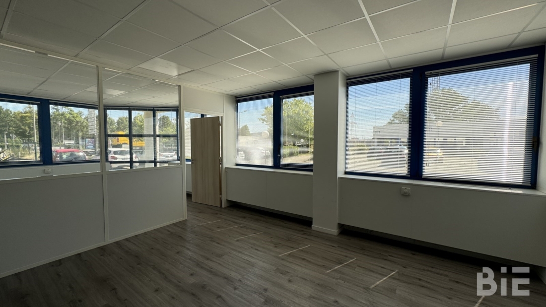 Photo 4 – Location bureaux	MERIGNAC (33700)