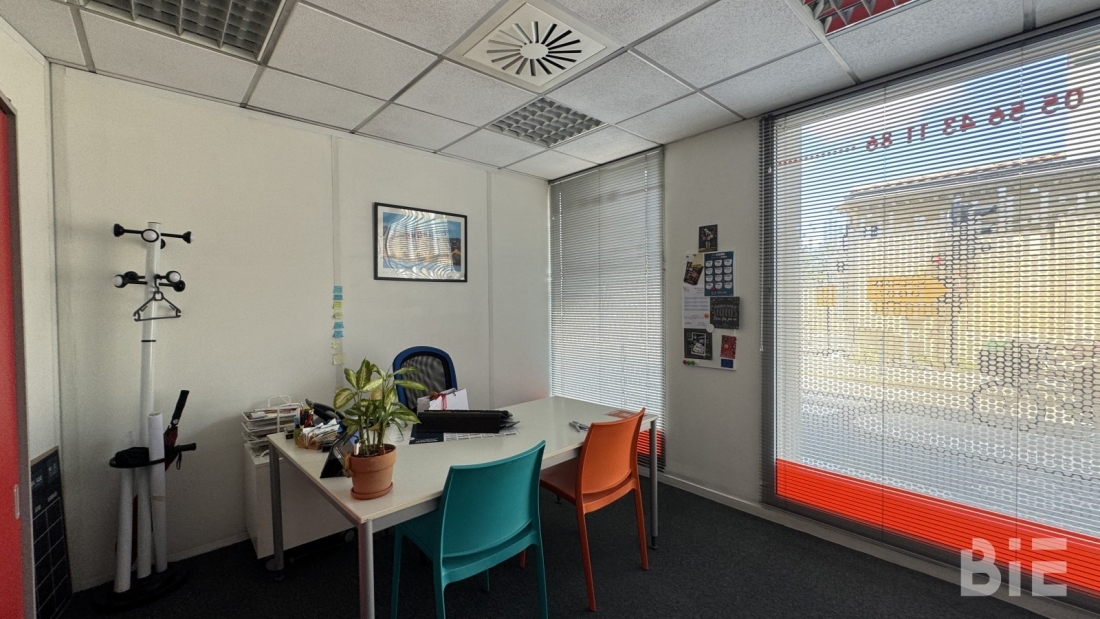 Photo 2 – Location bureaux	BORDEAUX (33000)