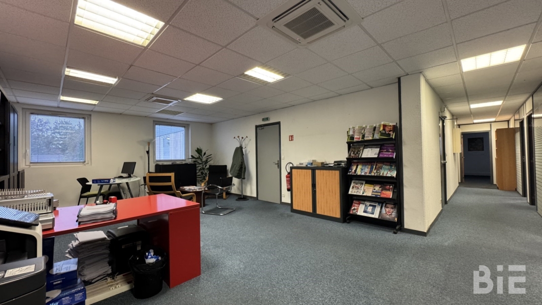 Photo 2 – Location bureaux	MERIGNAC (33700)