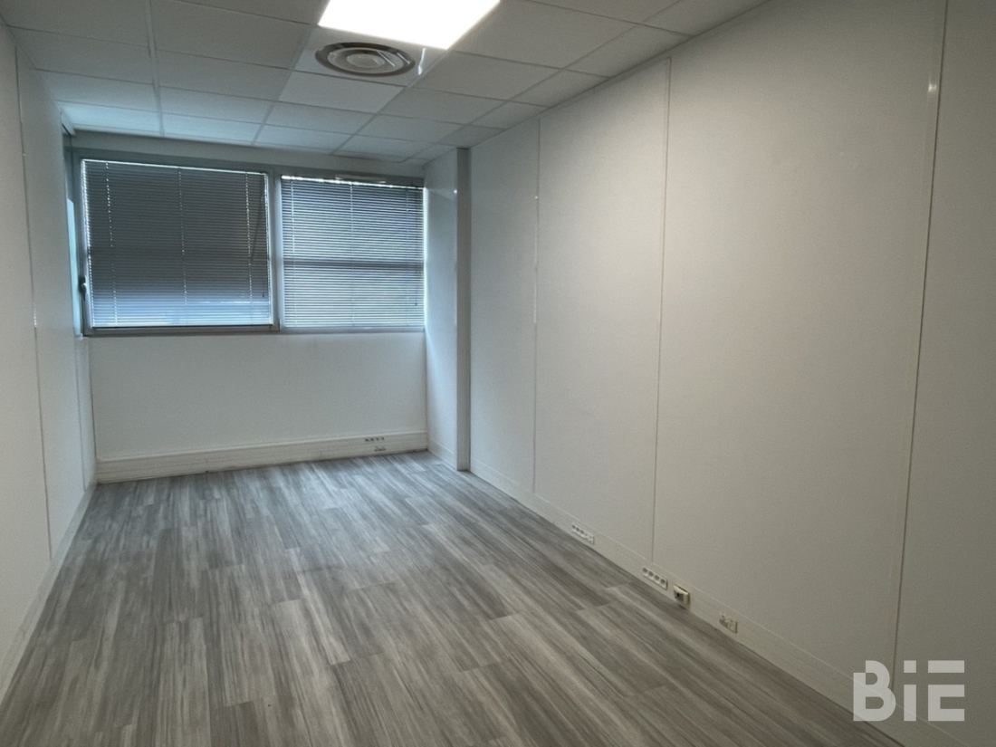 Photo 3 – Location bureaux	MERIGNAC (33700)