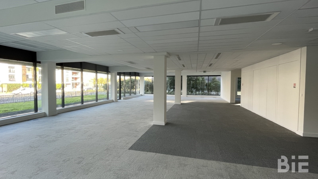 Photo 3 – Location bureaux	BORDEAUX (33300)