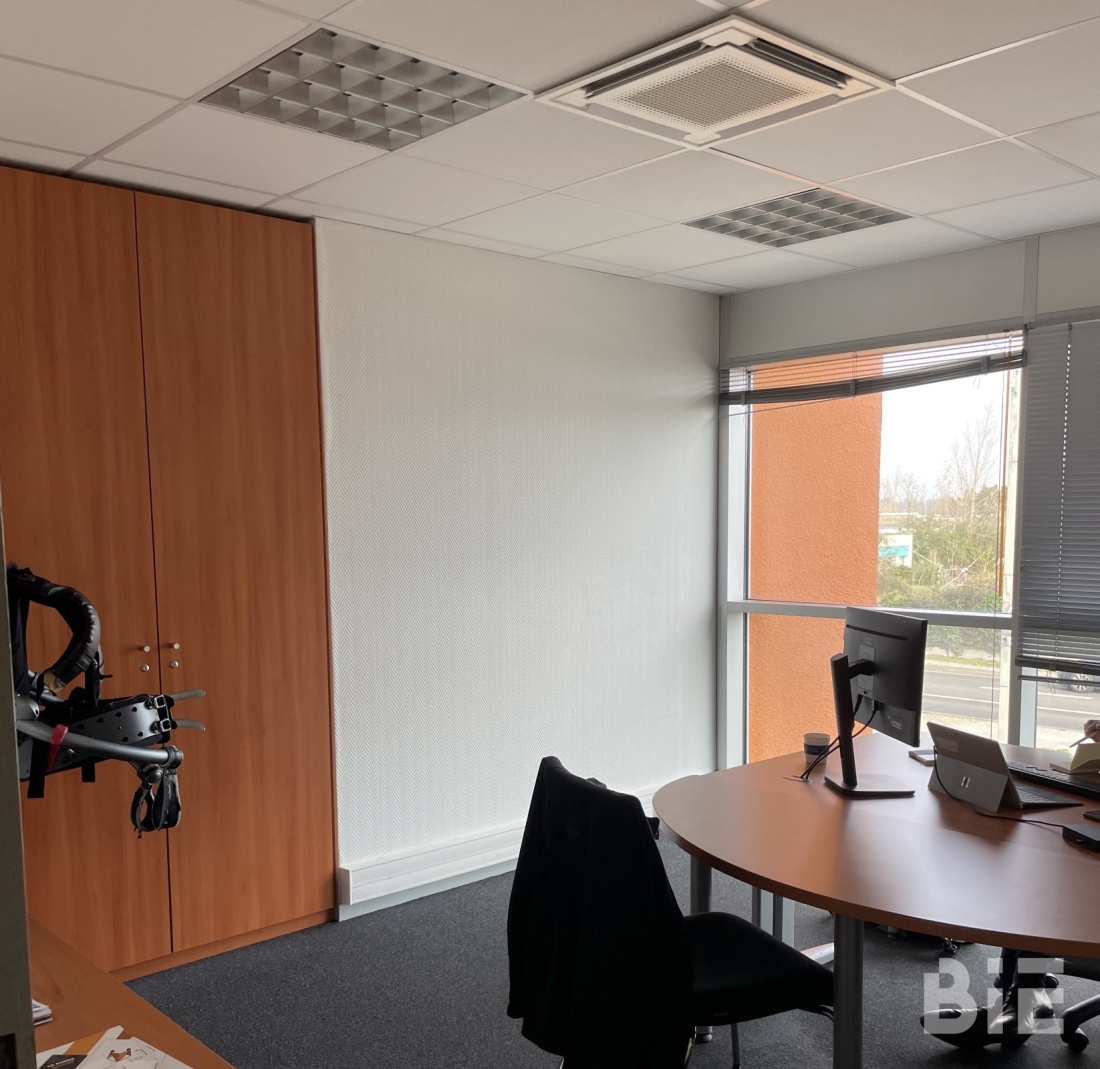 Photo 5 – Vente bureaux	BRUGES (33520)