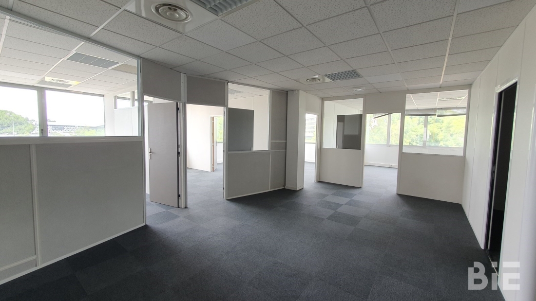 Photo 5 – Location bureaux	BORDEAUX (33300)