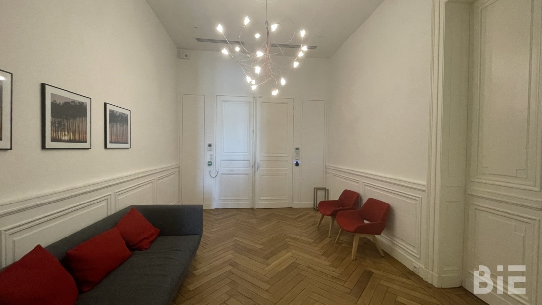 Photo 3 – Vente bureaux	BORDEAUX (33000)