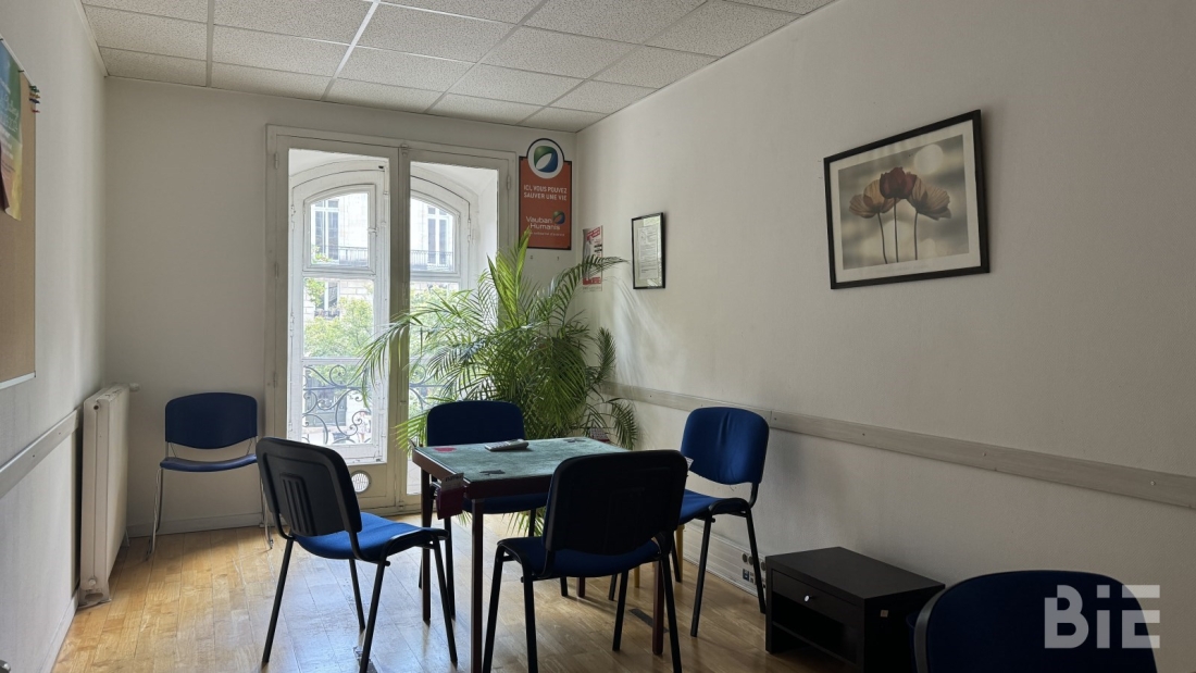 Photo 1 – Location bureaux	BORDEAUX (33000)