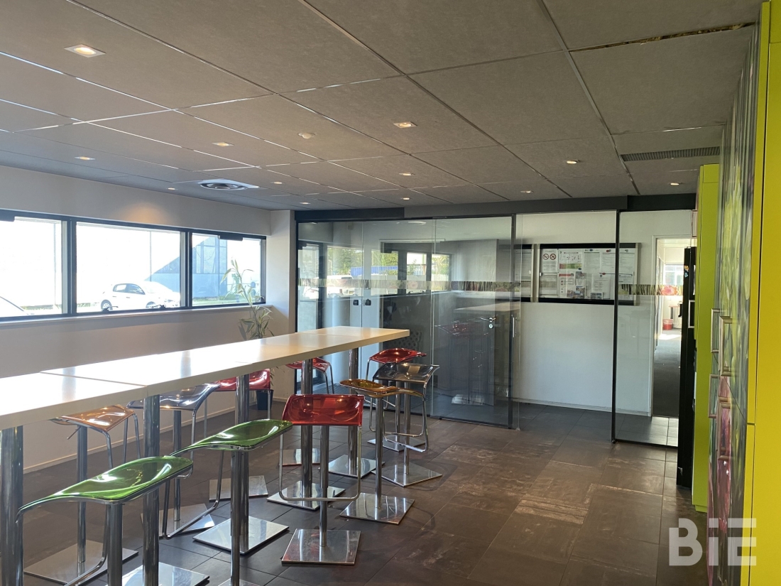 Photo 4 – Vente bureaux	BRUGES (33520)