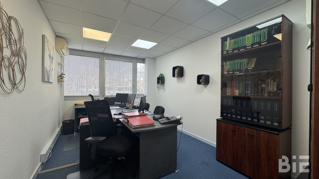 Photo 3 – Vente bureaux	BRUGES (33520)