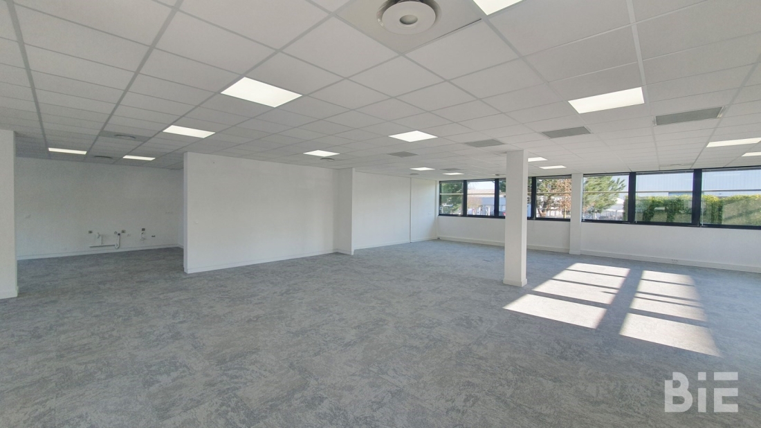 Photo 3 – Location bureaux	PESSAC (33600)