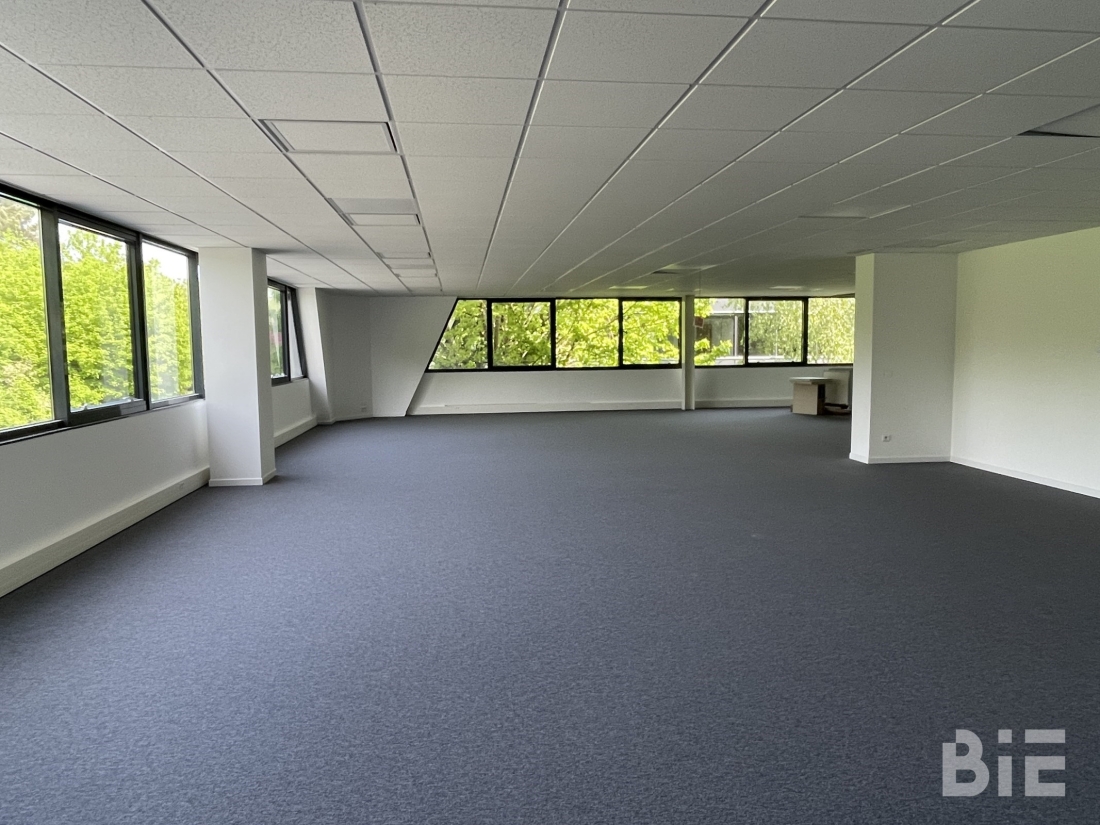 Photo 2 – Location bureaux	MERIGNAC (33700)