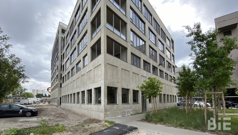 Photo 1 – Location locaux commerciaux	BORDEAUX (33100)