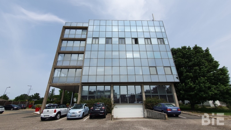 Photo 1 – Location bureaux	BORDEAUX (33300)